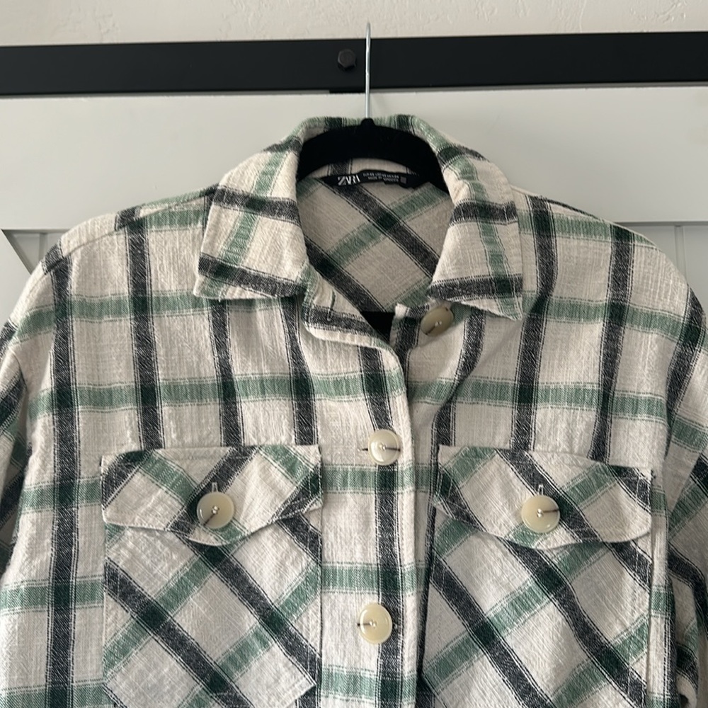Zara Button Down - Picture 7 of 11